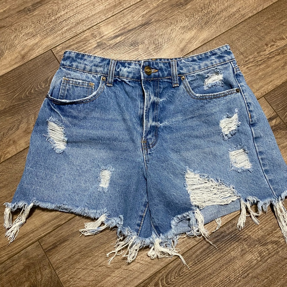 Women's Rue21 High-Rise Distressed Shorts - Size 12